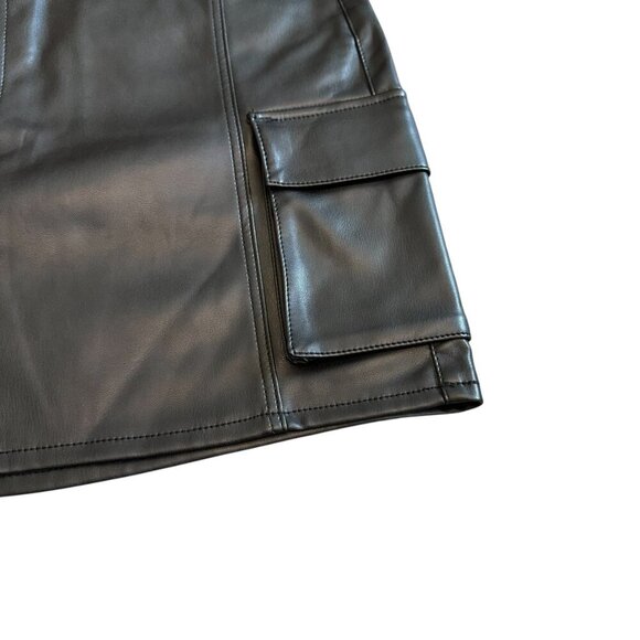 Pistola Rhea Black Faux Vegan Leather Mini Skirt Cargo Pockets Size 31 Women's - Picture 5 of 14